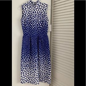 Polka dot sleeves dress